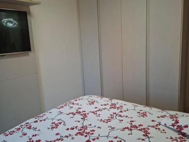 Apartamento mobiliado à venda na Guilhermina, em Praia Grande SP