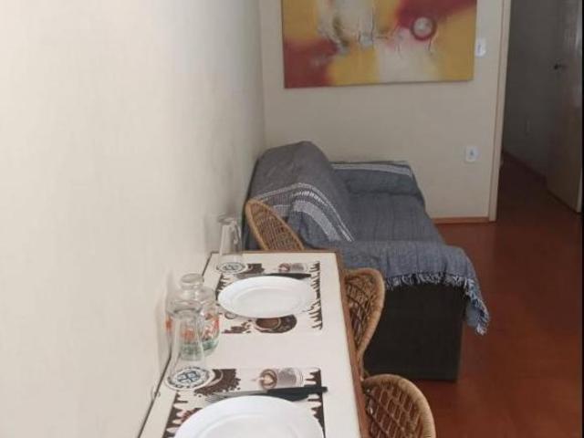 Apartamento Mobiliado à Venda no Centro de São Lourenço – 700m do Parque das Águas