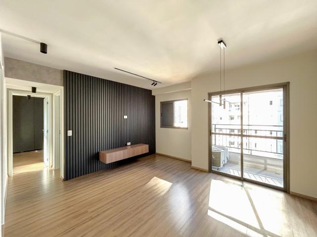 Apartamento mobiliado à venda no Edifício Malibu, Jardim Aurora
