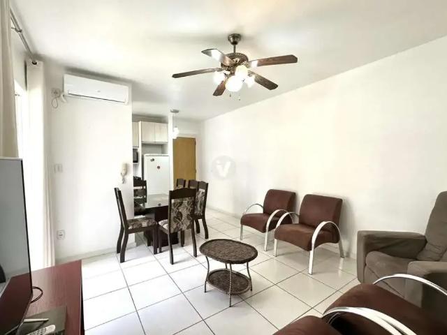 Apartamento mobiliado de 3 dormitórios, com garagem em condomínio fechado!