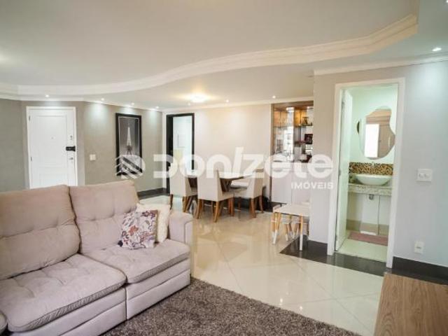 Apartamento mobiliado de 116 m² com varanda gourmet no Bairro Jardim