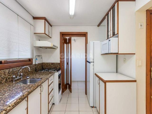 Apartamento mobiliado de 2 dormitórios com suíte para alugar em Santana