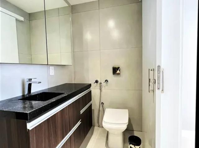 Apartamento mobiliado de 2 quartos no Saco dos Limões