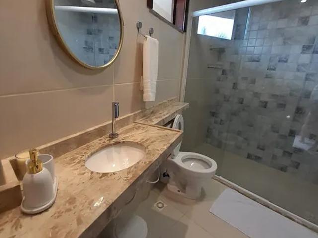 Apartamento mobiliado em condomínio a beira mar