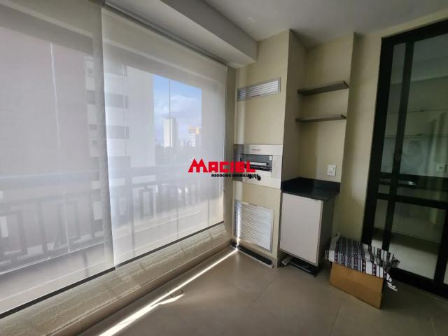 APARTAMENTO MOBILIADO novíssimo em região nobre!