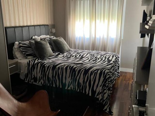 Apartamento mobiliado na Vila Andrade com churrasqueira na varanda para venda