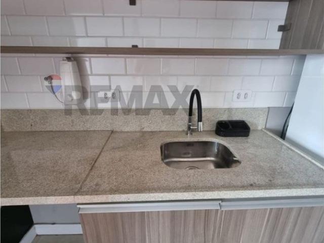 Apartamento mobiliado para alugar 1 dormitório, 1 banheiro, cozinha aberta, 30 m²