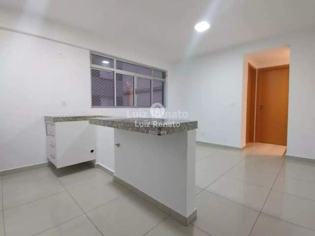 Apartamento mobiliado para locação, 1 quarto, 60m² Centro com 1 vaga de garagem