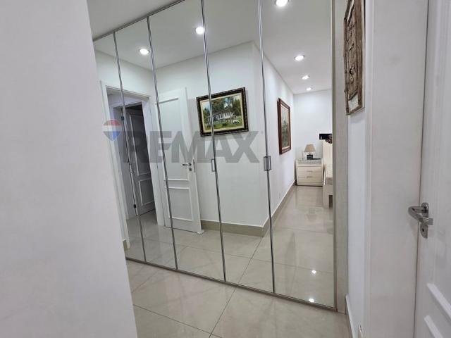 Apartamento Mobiliado para LOCAÇÃO de 135 m² a 1 Quadra da Praia das Astúrias | 4 Dormitórios | Condomínio Clube | 3 Vagas