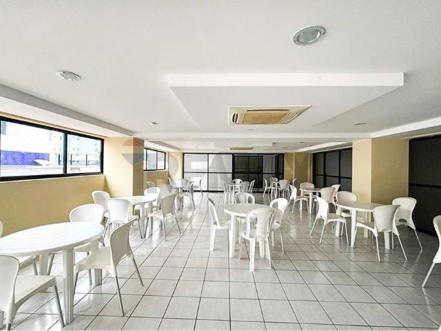Apartamento mobiliado para Locação em Tambaú R$ 3.200,00