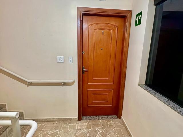 Apartamento Moderno com Varanda e em Santa Angela