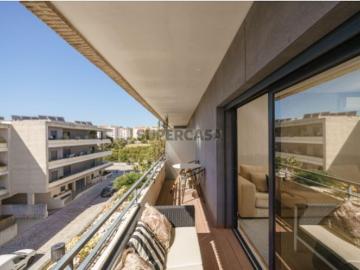 Apartamento moderno de 3 quartos T3 à venda em Setúbal Condomínio Terrazzo, Poço Mouro