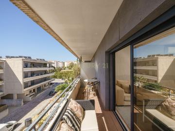 Apartamento moderno de 3 quartos T3 à venda em Setúbal – Condomínio Terrazzo, Poço Mouro