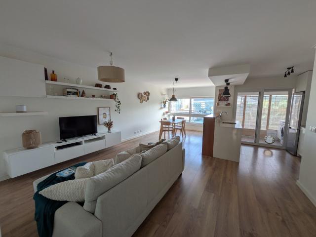 Apartamento moderno e luminoso no Campo Grande