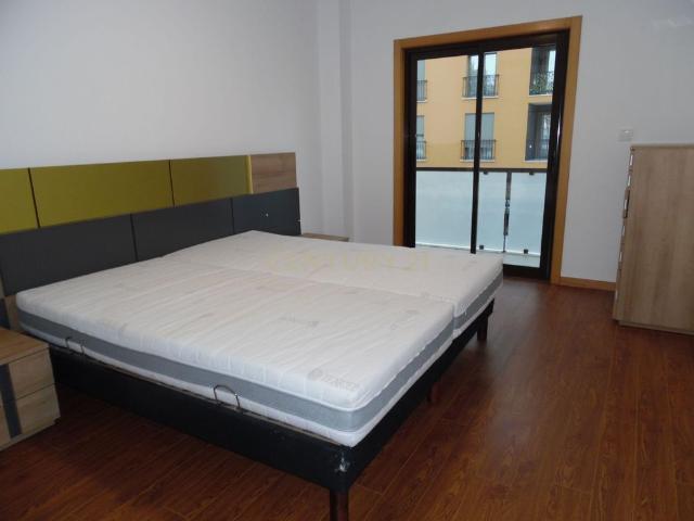 Apartamento Moderno em Montijo com Vista Panorâmica para Arrendamento