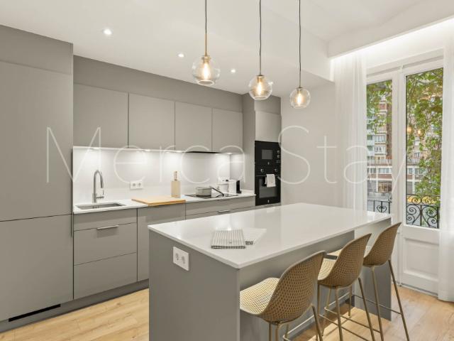 Apartamento moderno y elegante en Barcelona