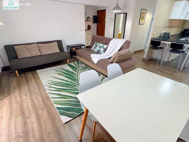 APARTAMENTO MODERNO Y LUMINOSO A UN PASO DEL MAR EN EL CAMPELLO