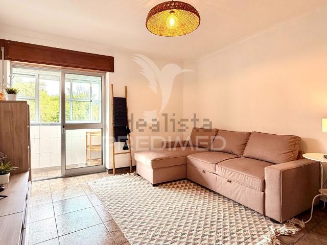 Apartamento, Moita