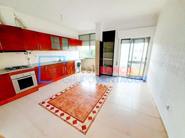 Apartamento, Moita