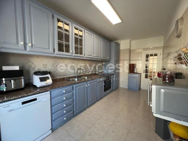 Apartamento, Moita