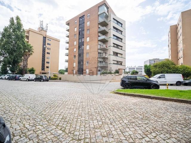Apartamento, Moreira