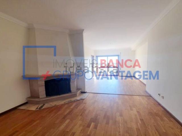 Apartamento, Moreira