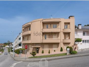 Apartamento, Mosteirô