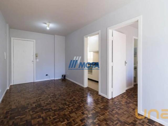 Apartamento na Tibagi Centro Curitiba PR, aluguel por R$ 2.100