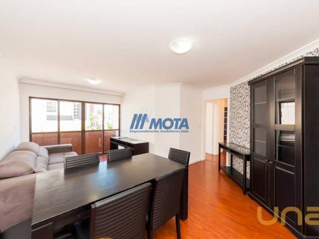 Apartamento na Urbano Lopes Cristo Rei Curitiba PR, aluguel por R$ 3.500