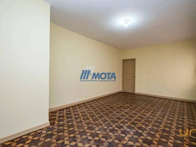 Apartamento na Vicente Machado Centro Curitiba PR, aluguel por R$ 1.700