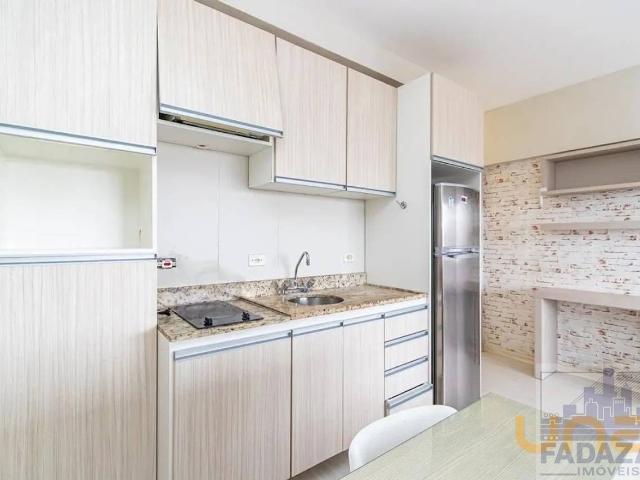 Apartamento na Visconde de Guarapuava Centro Curitiba PR, aluguel por R$ 1.800