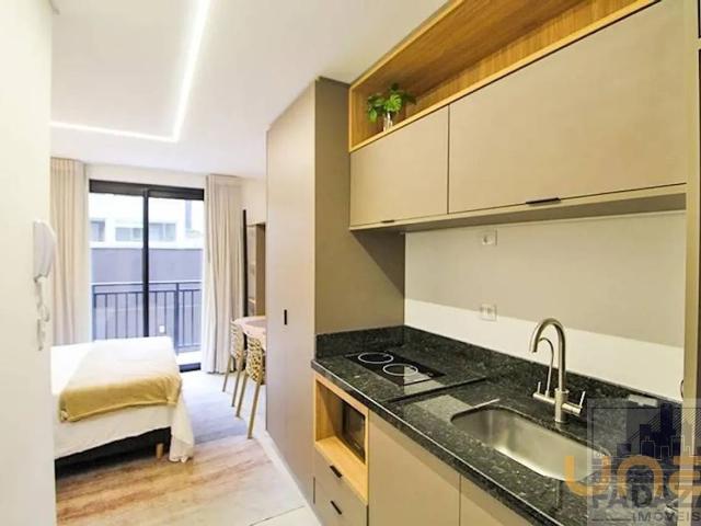 Apartamento na Visconde de Nacar Centro Curitiba PR, aluguel por R$ 2.550