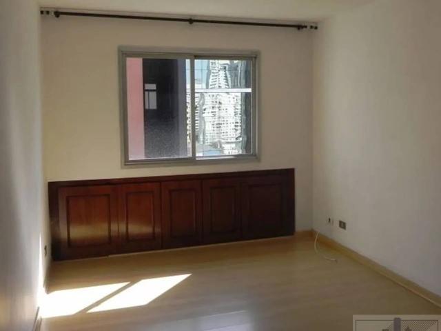 Apartamento na Alferes Poli Centro Curitiba PR, aluguel por R$ 2.200