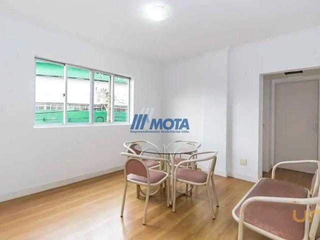 Apartamento na Amâncio Moro Alto da Glória Curitiba PR, aluguel por R$ 2.200