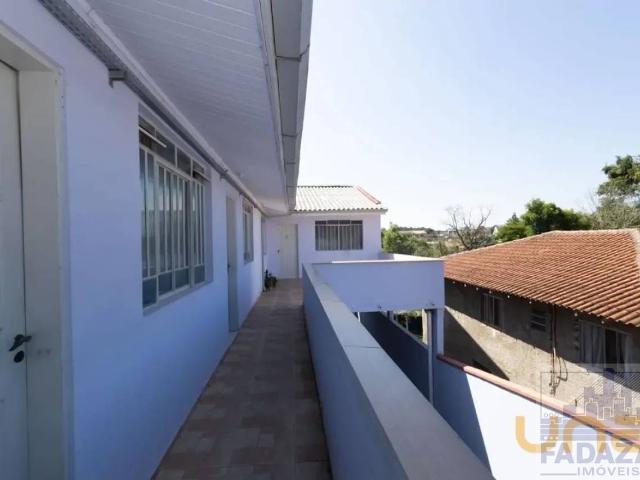 Apartamento na Antônio Bartapeli Santa Felicidade Curitiba PR, aluguel por R$ 1.250
