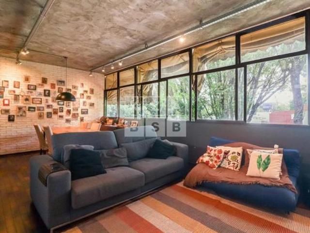 Apartamento na Asa Sul! 124m² Canto Vazado Vista Livre SHIGS 714