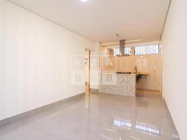Apartamento na Asa Sul! 2 quartos 49m² SQS 413