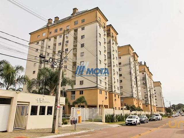 Apartamento na Assis Figueiredo Parolin Curitiba PR, aluguel por R$ 2.680