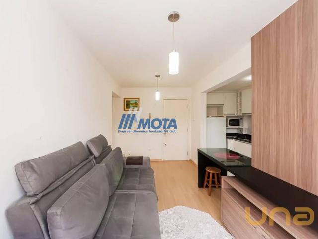 Apartamento na Arnoldo Kuhl Portão Curitiba PR, aluguel por R$ 2.500