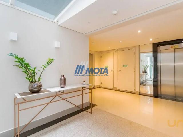 Apartamento na Arion Niepce da Silva Portão Curitiba PR, aluguel por R$ 1.850