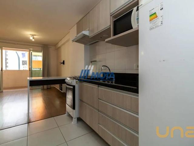 Apartamento na Brigadeiro Franco Centro Curitiba PR, aluguel por R$ 2.250