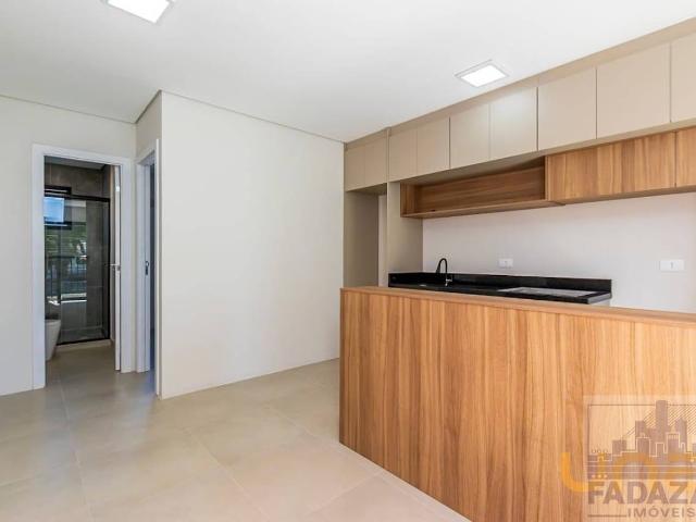 Apartamento na Carlos Blanck Portão Curitiba PR, aluguel por R$ 2.700