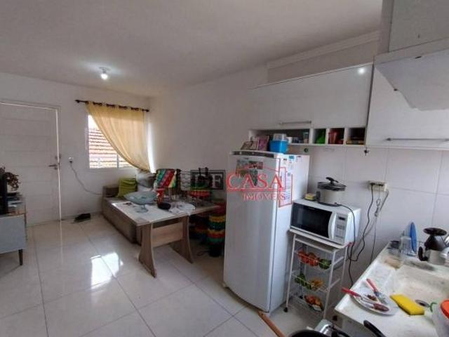 Apartamento na Cidade Patriarca 2 Dormitórios, S/Vaga, 40 m²