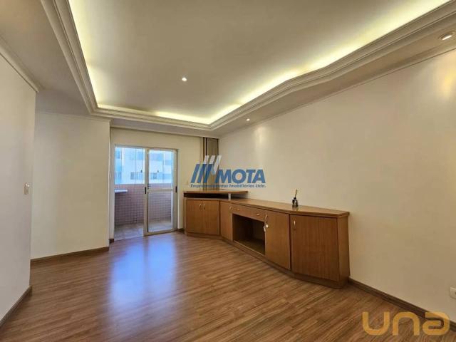 Apartamento na da República Portão Curitiba PR, aluguel por R$ 2.500