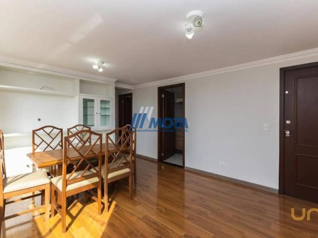 Apartamento na Desembargador Clotário Portugal Centro Curitiba PR, aluguel por R$ 2.990