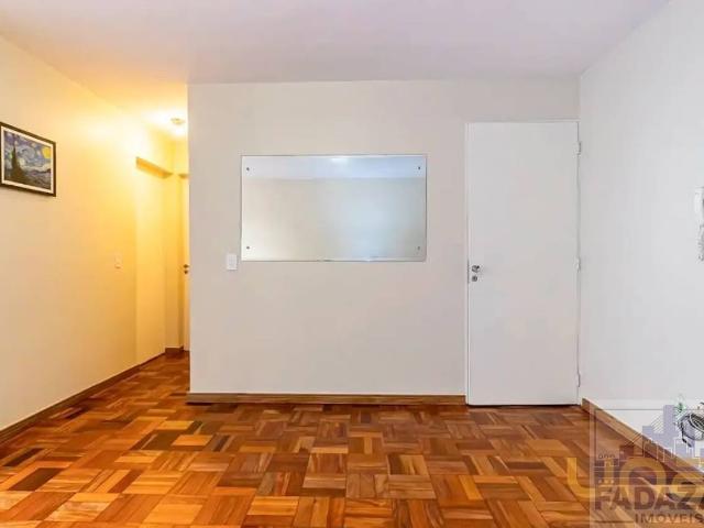 Apartamento na Do Herval Cristo Rei Curitiba PR, aluguel por R$ 2.100