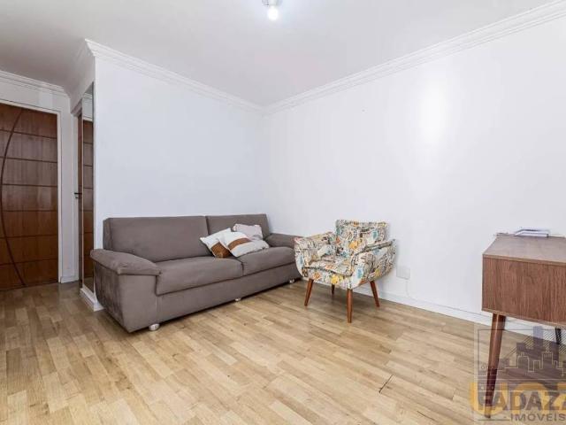 Apartamento na Doutor Edemar Ernsen Campo Comprido Curitiba PR, aluguel por R$ 2.150