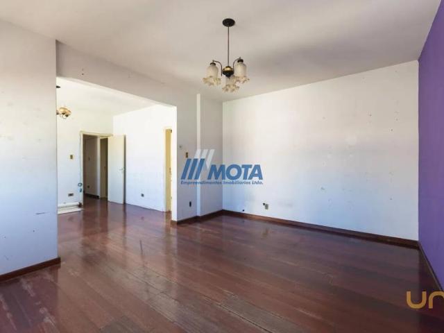 Apartamento na Doutor Pedrosa Centro Curitiba PR, aluguel por R$ 2.000