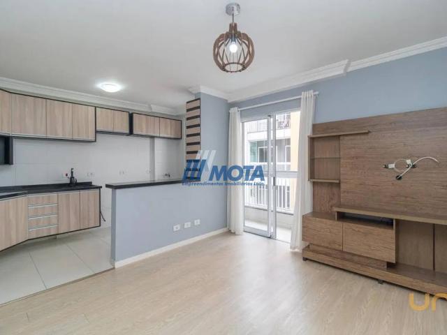 Apartamento na Edgard M. Zandoná Cidade Industrial Curitiba PR, aluguel por R$ 2.000