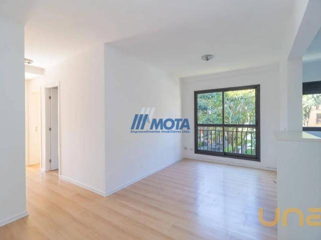 Apartamento na Eduardo Sprada Campo Comprido Curitiba PR, aluguel por R$ 2.700